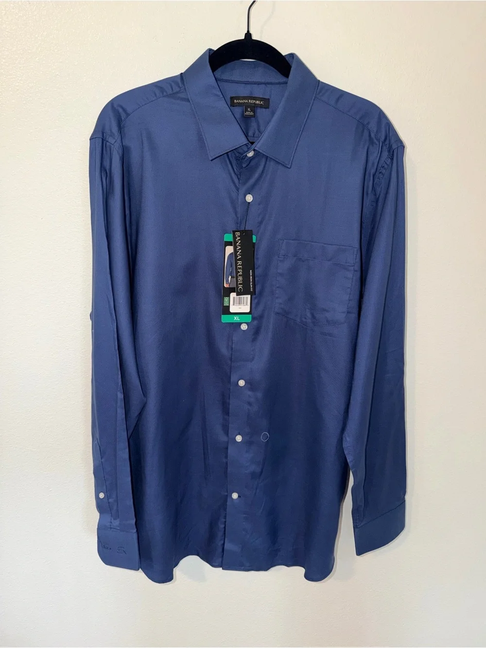Banana Republic Men's Navy Blue Button-Down Dress Shirt
